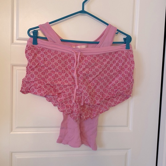 Pyjamas by victors secret - Picture 1 of 5